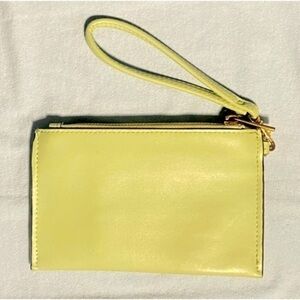 Beautiful wristlet type purse by New Day​